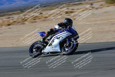 media/Jan-09-2022-SoCal Trackdays (Sun) [[2b1fec8404]]/Turn 8 (1045am)/